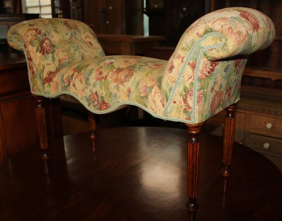 Dressing stool on reeded legs